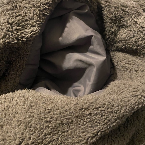 LLBean Women’s Jacket, 2XL, Like New - Picture 9 of 9